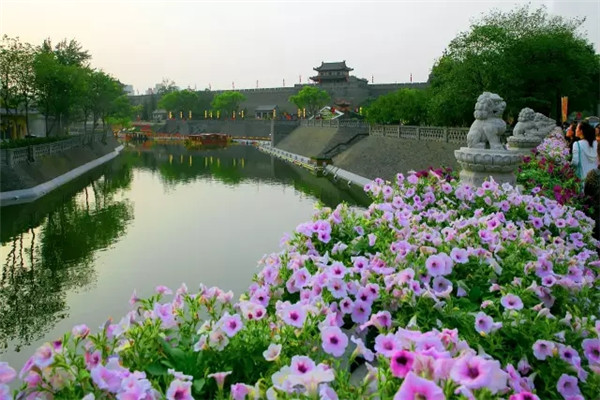 西安城墙春景